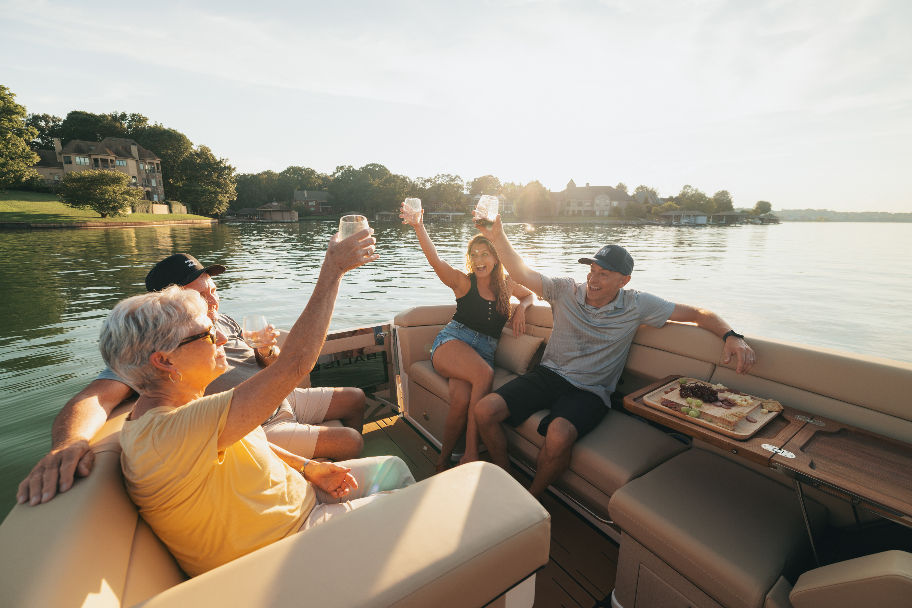 4 Luxury Boat Day Experiences Your Guests Won’t Forget